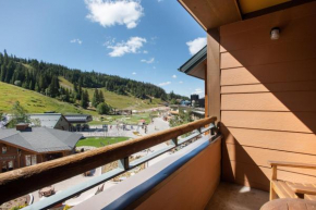 Outstanding Zephyr Mountain Lodge Condo with Ski Slope Views condo